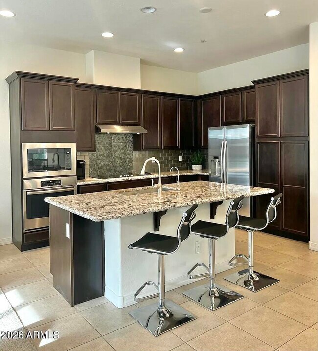 Building Photo - 7333 E Vista Bonita Dr