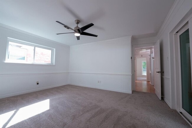Building Photo - 5814 Old Lodge Dr