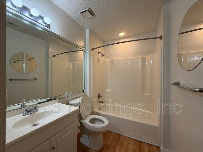 Building Photo - 64 Emeraude Plage