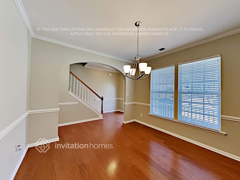 Building Photo - 13126 Reunion St