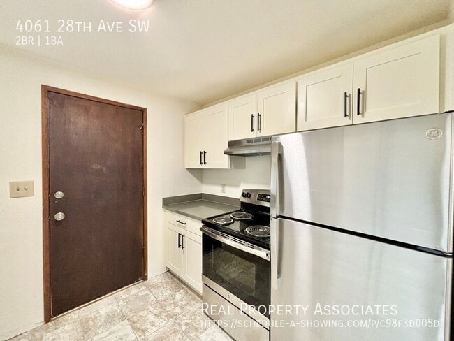 Building Photo - 4061 28th Ave SW