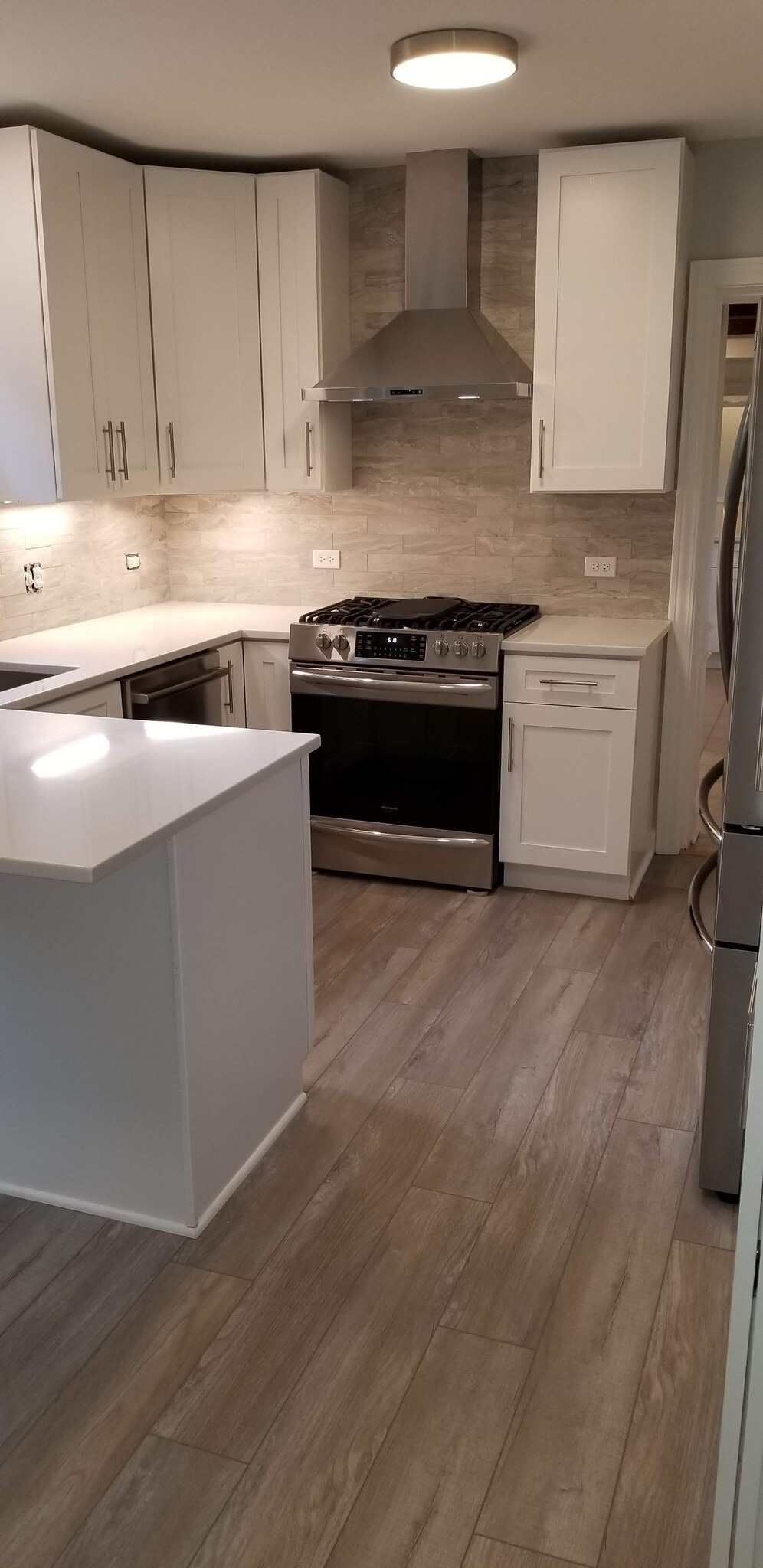 Unit 1 - 679 Park Ave W