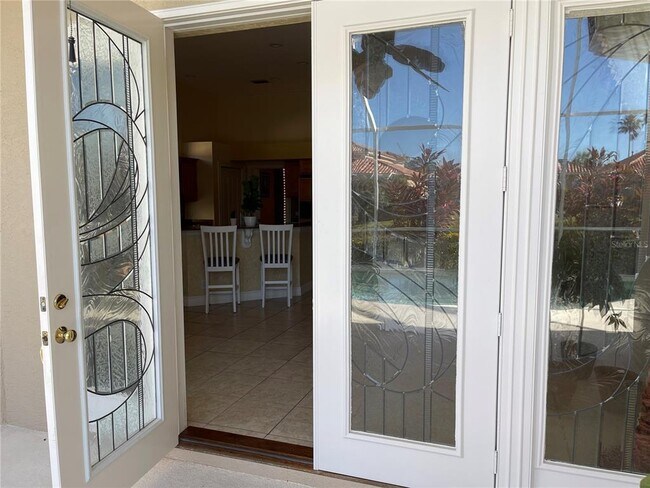 Building Photo - 307 9th Ave E