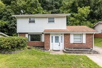 Building Photo - 117 Alpine Village Dr
