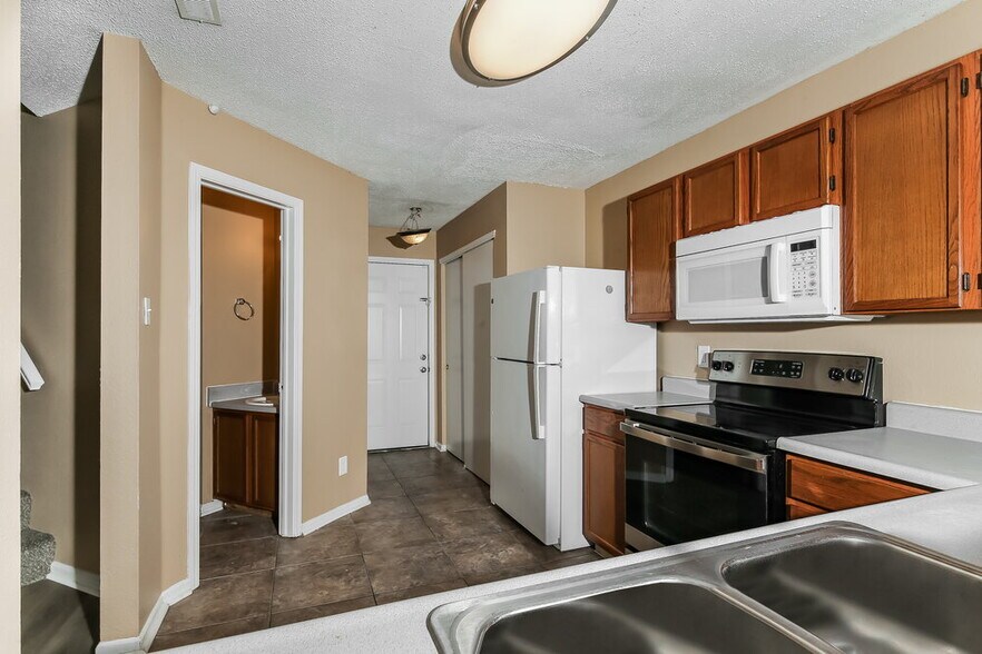 Building Photo - 2511 Redland Ln