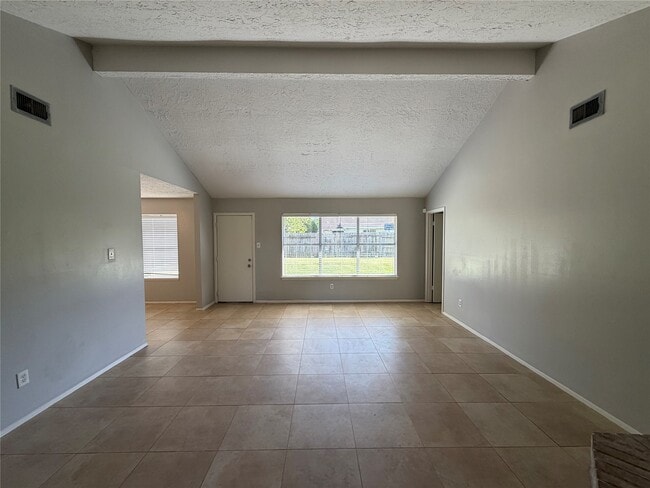 Building Photo - 2815 Fir Crest Ct