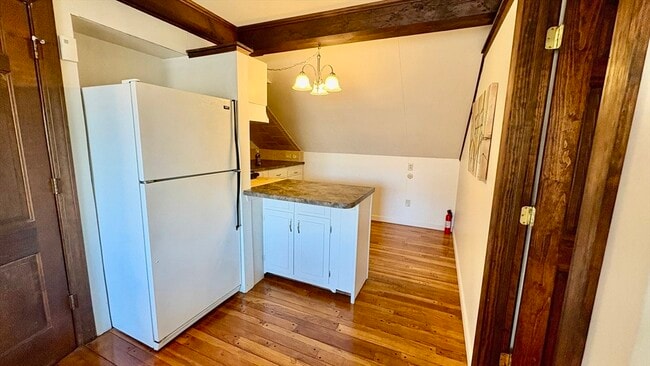 Building Photo - 5 Orchard Cir