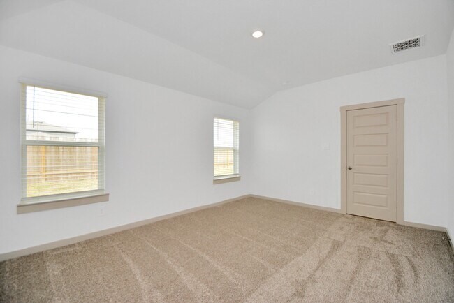 Building Photo - 14515 Rain Tree Dr