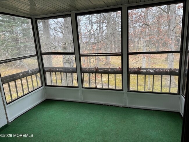 Building Photo - 171 Amberly Dr