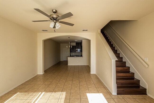 Building Photo - 108 Niagara Dr.