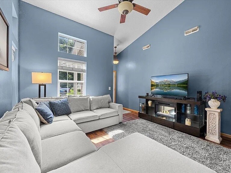 Building Photo - 158 Bridgewater Trl