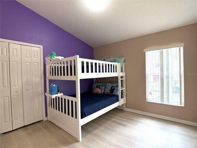 Building Photo - 353 Kensington Dr