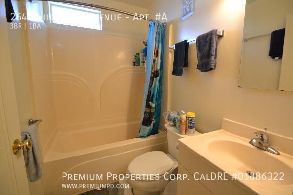 Building Photo - 2644 Hillegass Ave