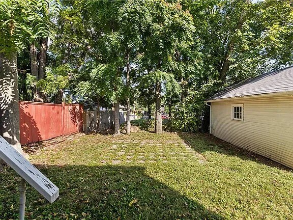 Building Photo - 4339 Lloyd St