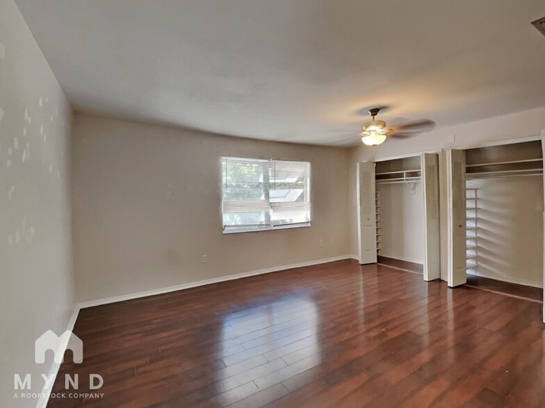Building Photo - 7296 Daniel Webster Dr