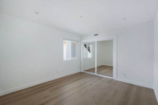 Building Photo - 312 Cazador Ln