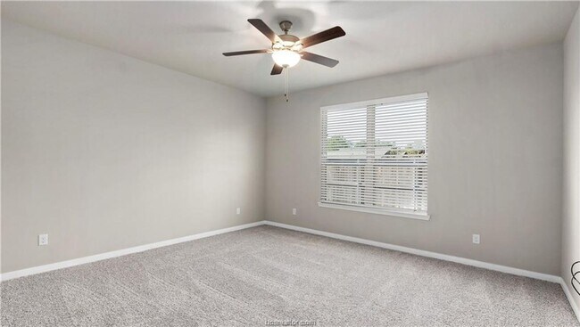 Building Photo - 3007 Stevens Dr