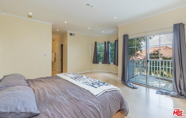 Building Photo - 23639 Clover Trail