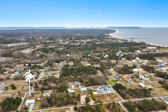 Building Photo - 304 Tide St