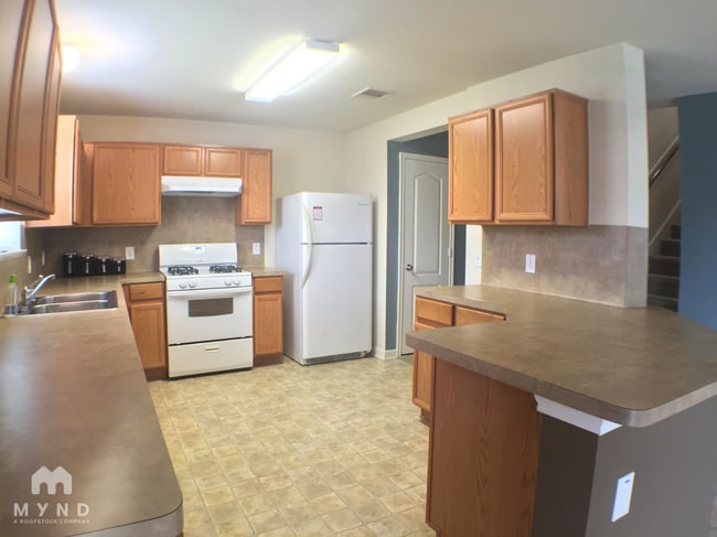 Building Photo - 2703 Skyview Glen Ct