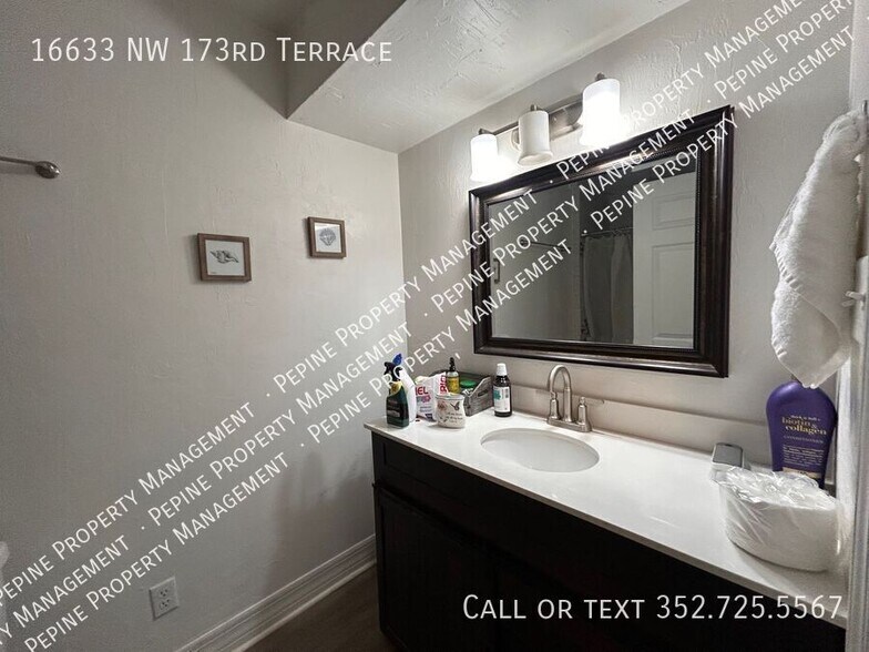 Building Photo - 16633 NW 173rd Terrace