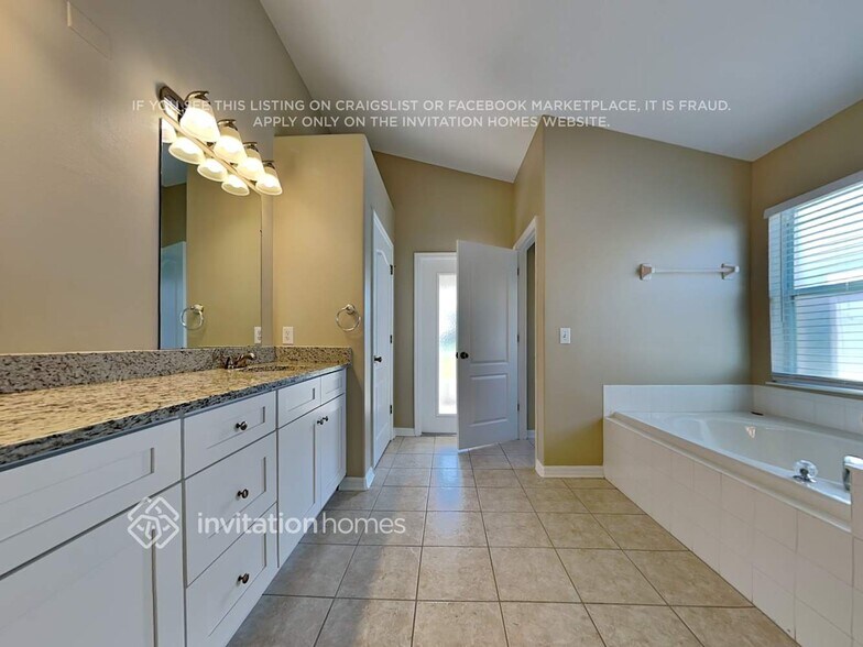 Building Photo - 4887 Worthington Cir