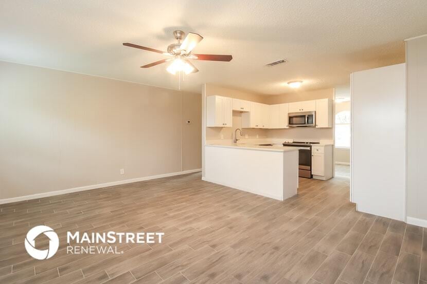 Building Photo - 5621 Macdougall Dr