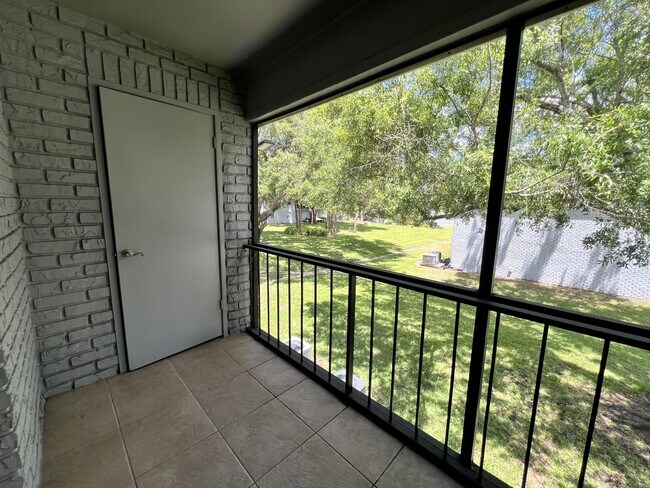 Building Photo - 138 Lewfield Cir