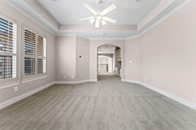 Building Photo - 1038 Memorial Village Dr