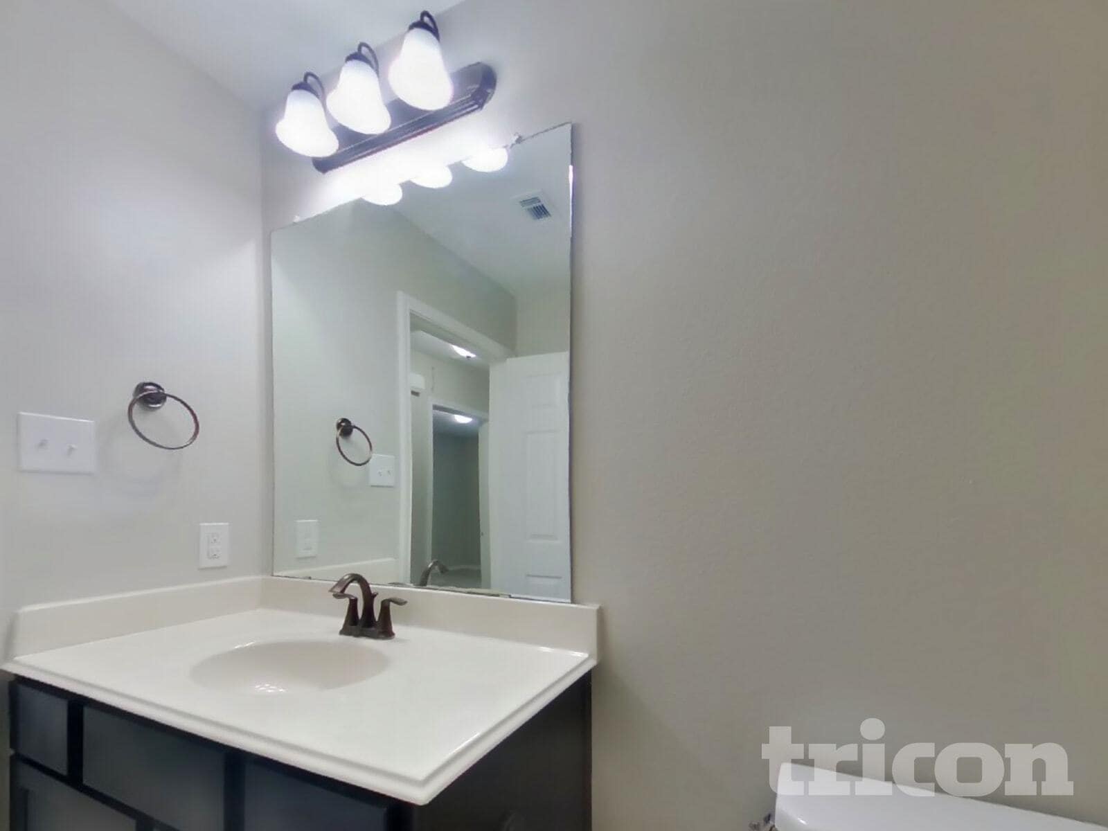 Building Photo - 6706 Honey Harvest Ln