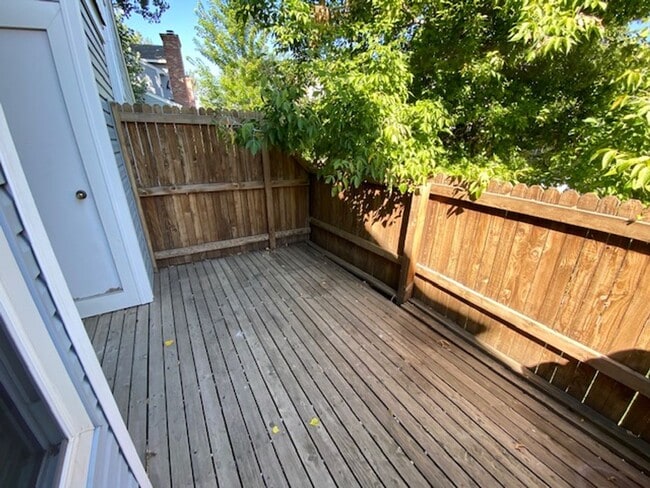Building Photo - 8393 W 90th Pl
