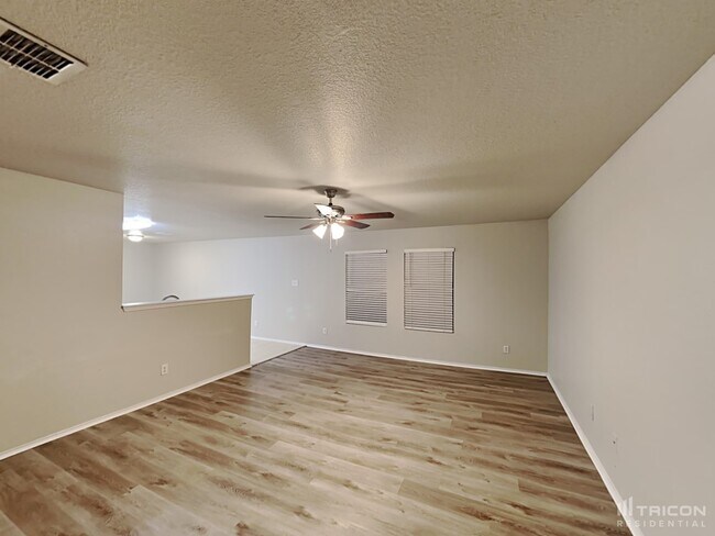 Building Photo - 4908 Parkrise Dr