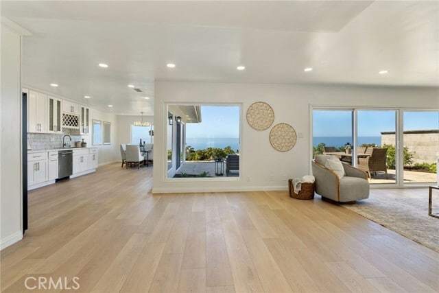 Building Photo - 2967 Alta Laguna Blvd