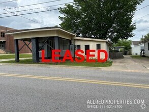 Building Photo - 700 S College Ave