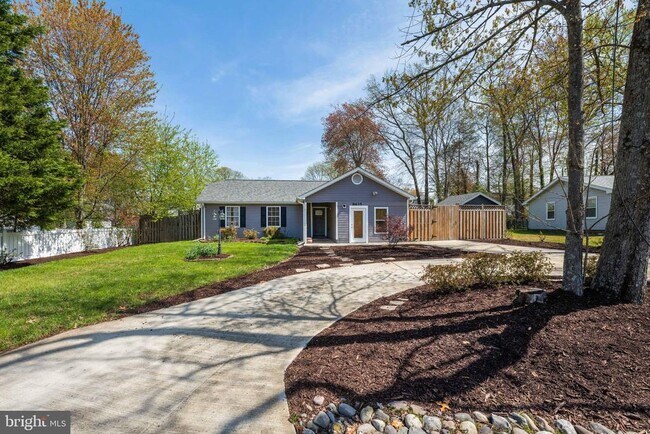 Building Photo - 8635 Old Mt Vernon Rd