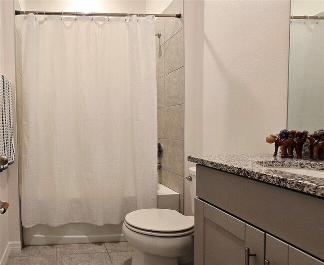 Building Photo - 301 Tarpon Bay Blvd