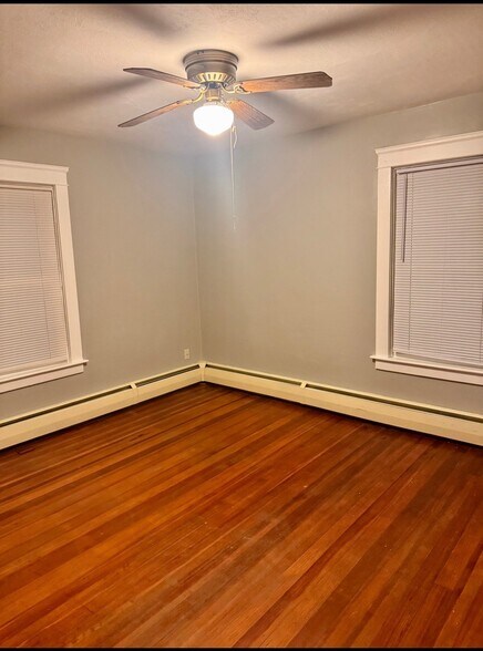 Building Photo - 52 Dunnell Ave