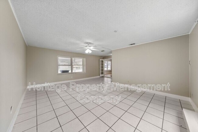 Building Photo - 7422 Stonehouse Dr