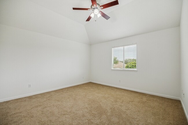 Building Photo - 26402 Larkspur Ridge Dr