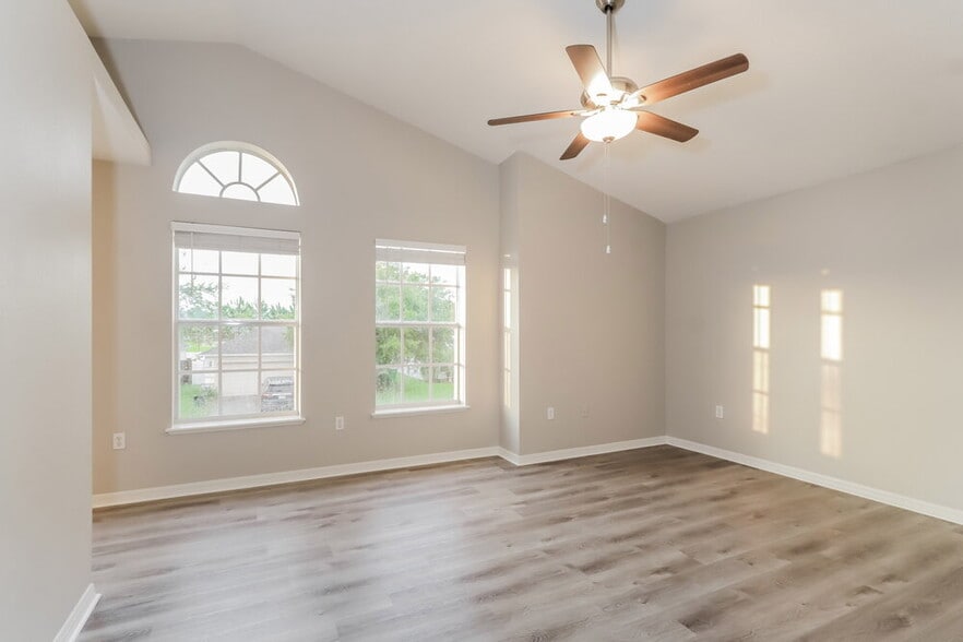 Building Photo - 30338 Rattana Ct