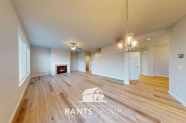 Building Photo - Beautiful Newer Construction!  Easy I5 access & JBLM Commute!