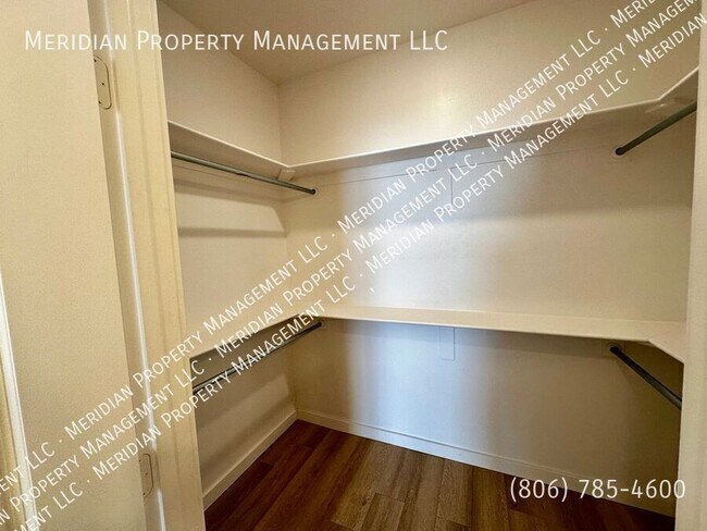 Building Photo - 5727 Kemper St