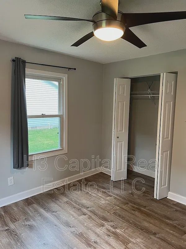 Building Photo - 115 Alice Dr