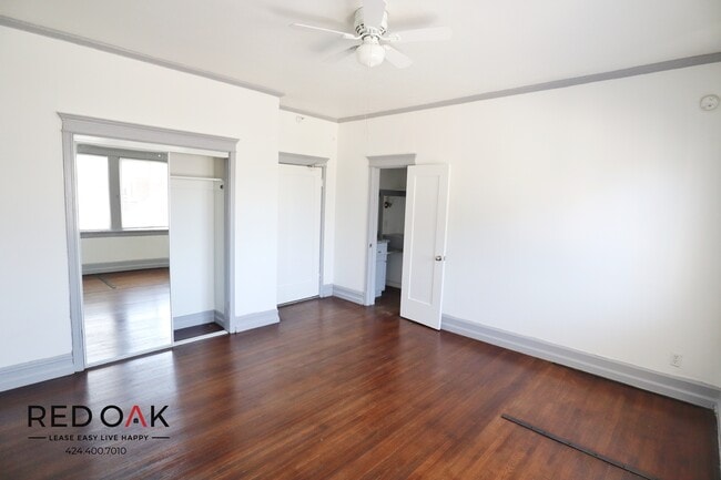 Primary Photo - 945 Beacon Ave