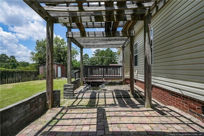 Building Photo - 2813 Franciscan Dr