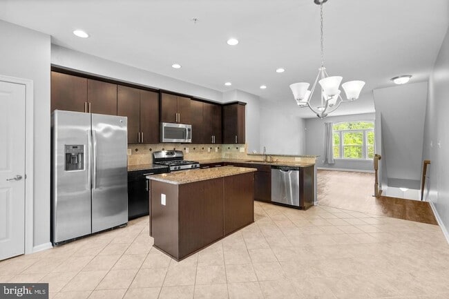 Building Photo - 7204 Winding Hills Dr