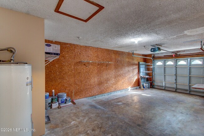 Building Photo - 4641 Yerkes St