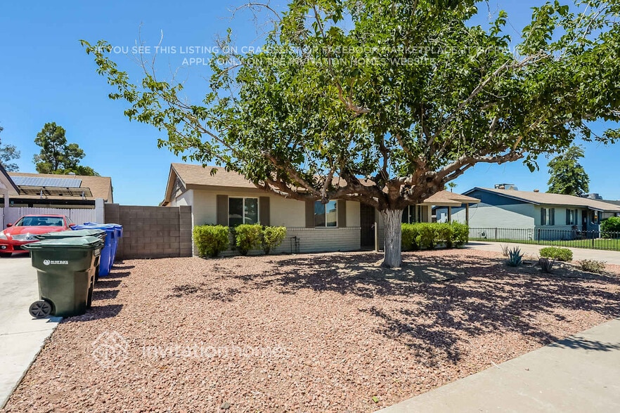 Building Photo - 3819 W Columbine Dr