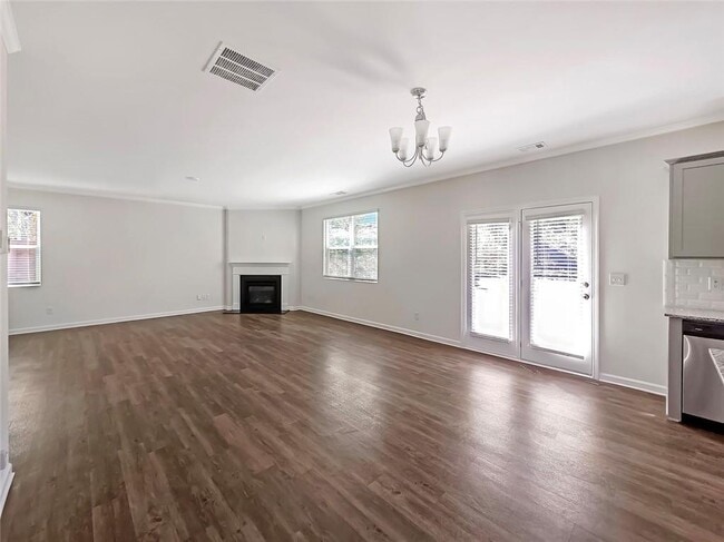 Building Photo - 6869 Lake Overlook Ln