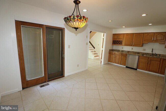Building Photo - 20404 Shadow Oak Ct
